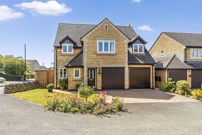 4 Bedroom Detached House For Sale In Mills Close, Broadway, Worcestershire, WR12