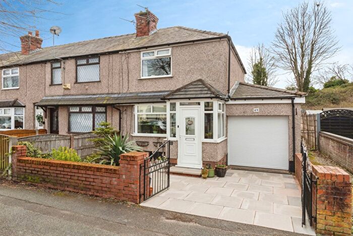 2 Bedroom End Of Terrace House For Sale In West Avenue, Warrington, Cheshire, WA2