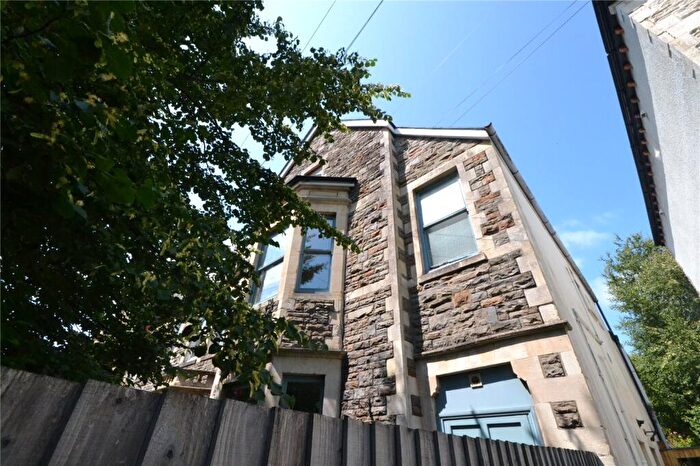 1 Bedroom Apartment For Sale In Oakfield Street, Roath, Cardiff, CF24