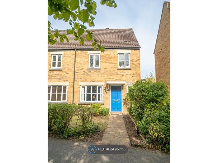 3 Bedroom Semi-Detached House To Rent In Saint Way, Bristol, BS34