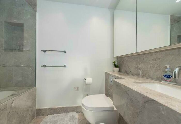 1 Bedroom Flat To Rent In Duke Street, Reading, Berkshire, RG1