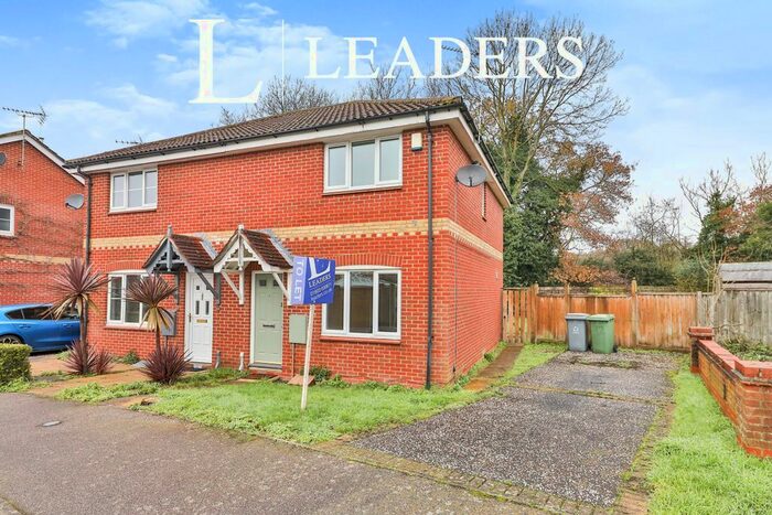 3 Bedroom Semi-Detached House To Rent In Pond Road, Horsford, Norwich, NR10