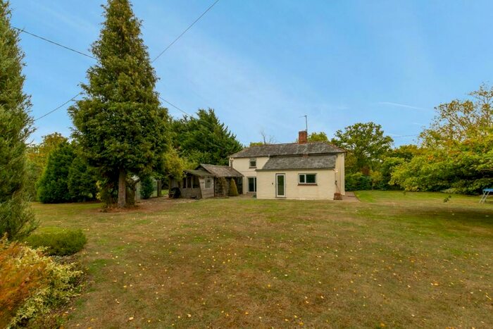 3 Bedroom Detached House To Rent In Coggeshall Road, Earls Colne, CO6