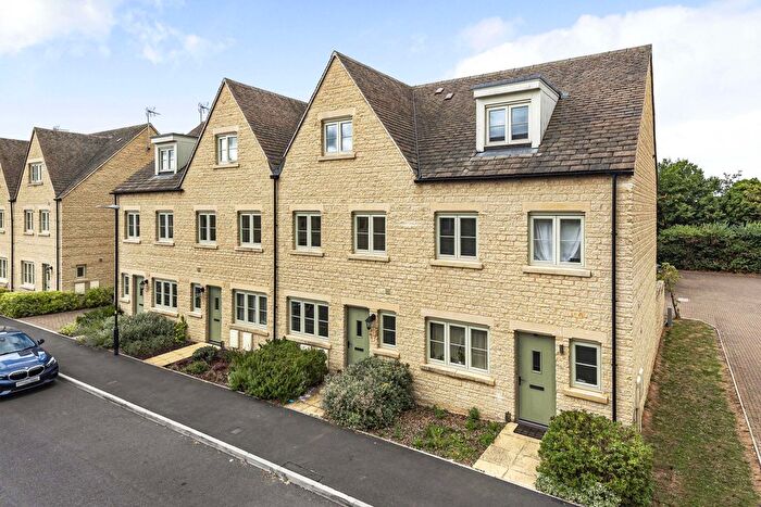4 Bedroom Terraced House To Rent In Nightingale Way, South Cerney, Cirencester, GL7