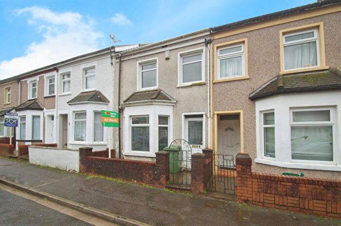 3 Bedroom Terraced House For Sale In Oxford Street, Pontypridd, CF37