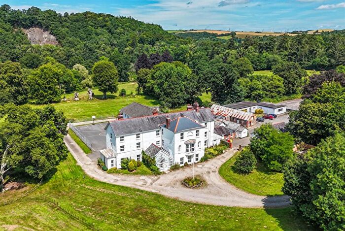 31 Bedroom Detached House For Sale In North Devon, EX31