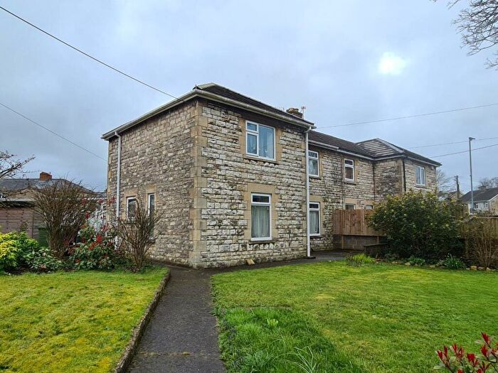 3 Bedroom End Of Terrace House To Rent In Westhill Gardens, Westfield, Radstock, BA3