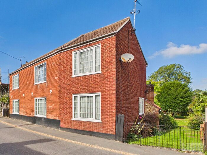4 Bedroom Detached House For Sale In High Street, Feltwell, IP26