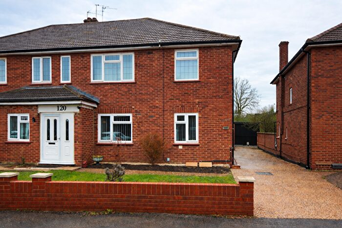 2 Bedroom Maisonette To Rent In Grosvenor Avenue, Hayes, UB4