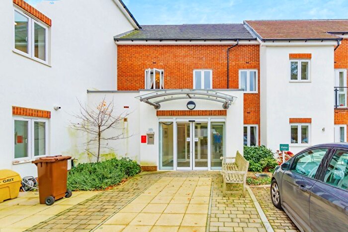 1 Bedroom Flat For Sale In Church Road, Biggin Hill, Westerham, TN16