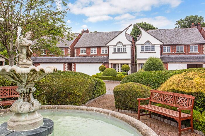 5 Bedroom Detached House For Sale In Broxbournebury Mews, Broxbourne, EN10