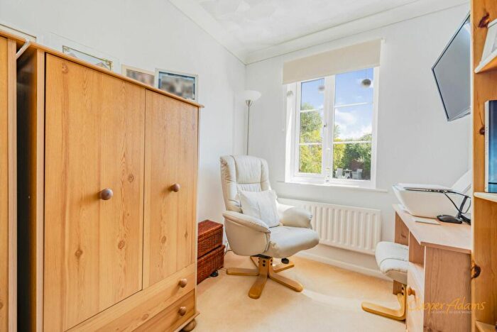 4 Bedroom Detached House For Sale In Toddington Park, Wick, BN17