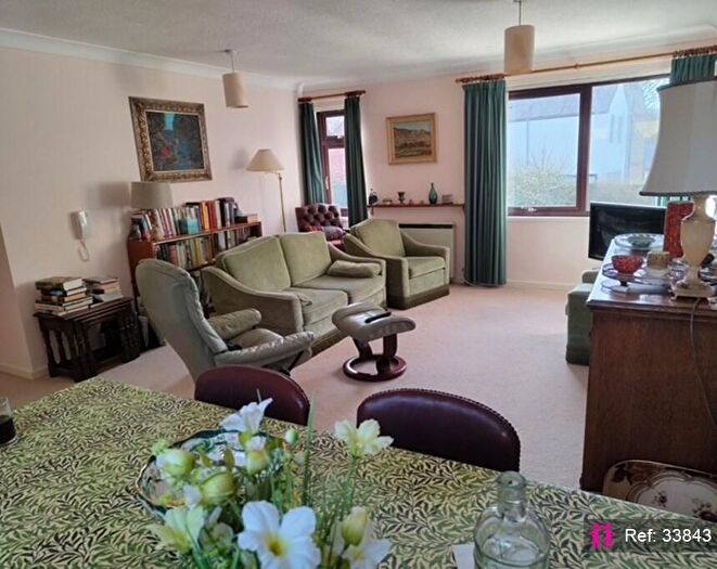 2 Bedroom Apartment For Sale In New Cross Road, Oxford, OX3