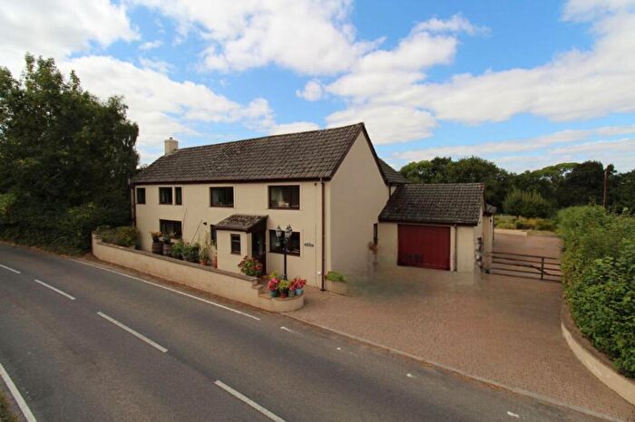 6 Bedroom Detached House For Sale In Trefecca, Brecon, LD3