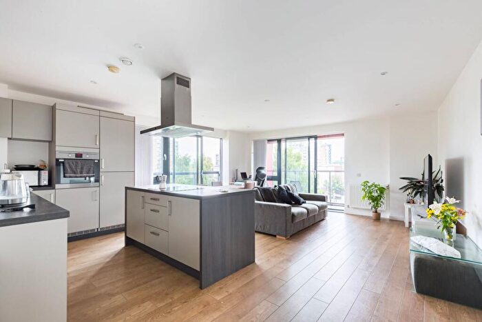 3 Bedroom Flat For Sale In Mellor House, Poplar, London, E14