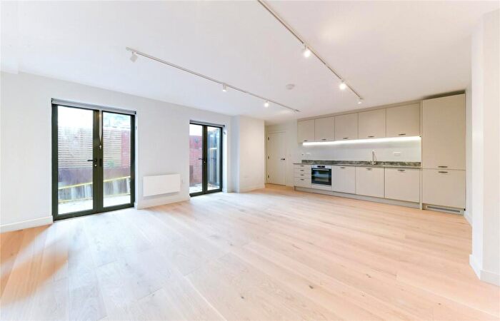 1 Bedroom Apartment To Rent In Marischal Road, London, SE13