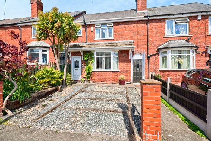 3 Bedroom Terraced House For Sale In Highfield Road, Tipton, DY4