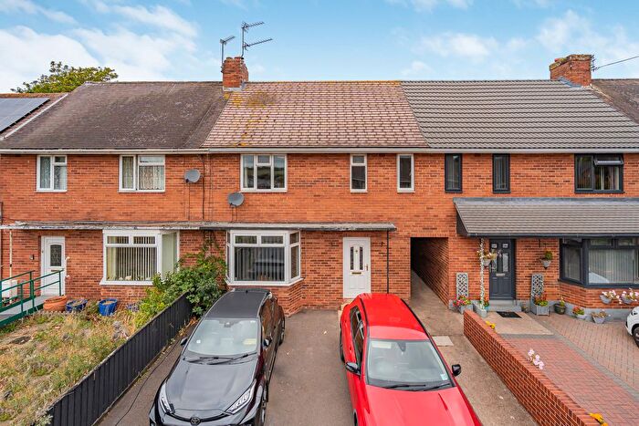 3 Bedroom Terraced House For Sale In Burnthouse Lane, Exeter, EX2