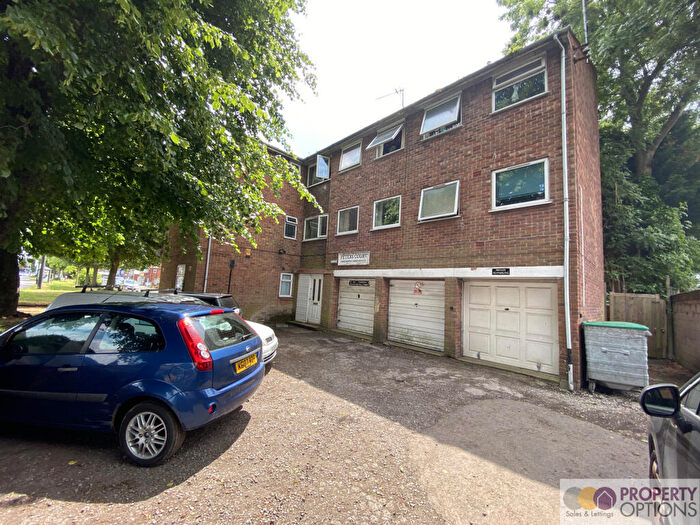 2 Bedroom Flat For Sale In Flat, St. Peters Court A, London Road, Derby, Derbyshire, DE24