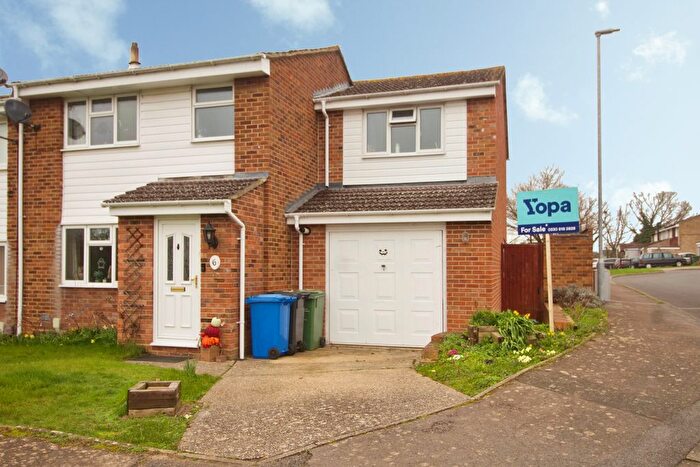 4 Bedroom End Terrace House For Sale In Achilles Way, Braintree, CM7