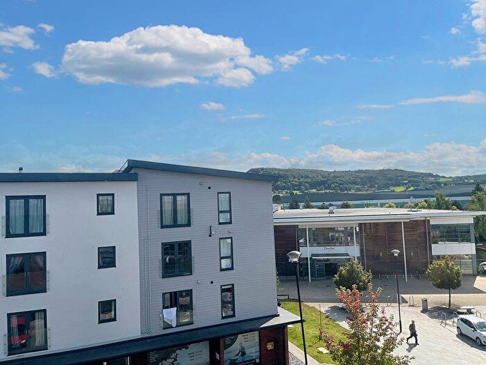2 Bedroom Apartment For Sale In Whittle Way, Brockworth, GL3