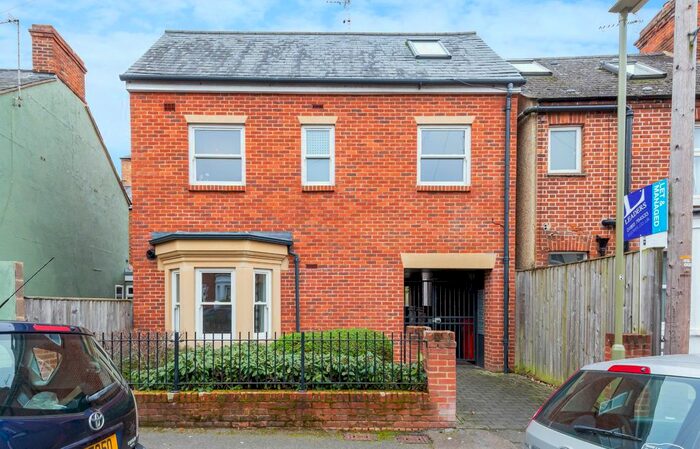 2 Bedroom Flat To Rent In Stockmore Street, Oxford, OX4