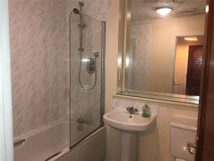 2 Bedroom Apartment For Sale In Tillybrake Gardens, Aberdeen, AB31