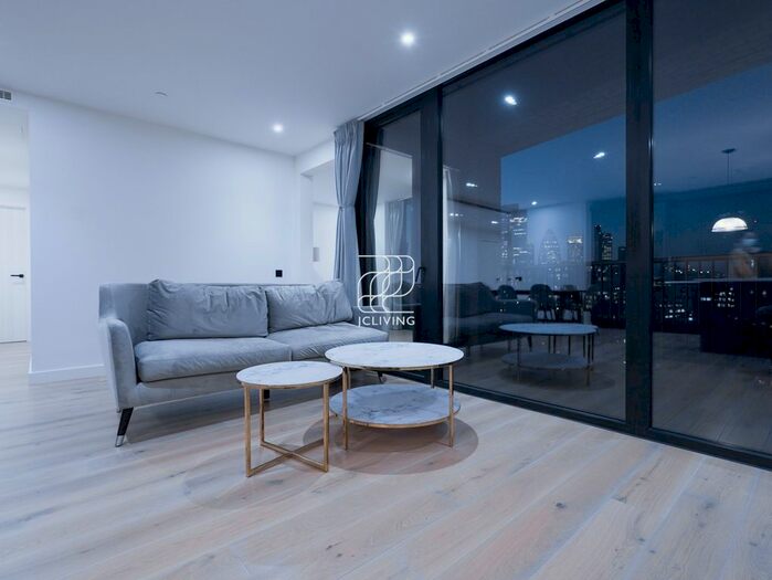 3 Bedroom Flat To Rent In Emery Way, London Dock, London, E1W