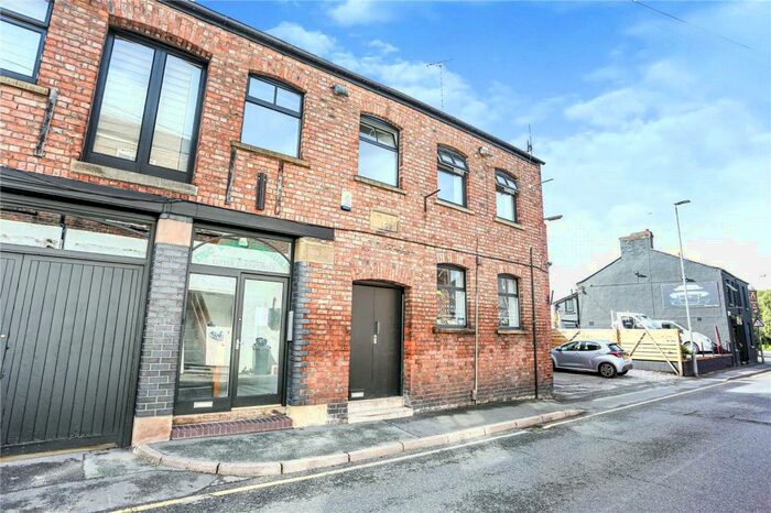 1 Bedroom Flat To Rent In Little Street Mill, King Edward Street, Macclesfield, Cheshire, SK10