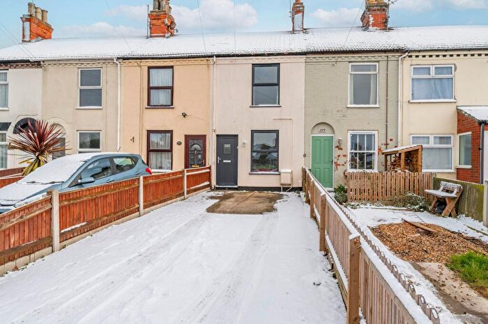 3 Bedroom Terraced House For Sale In Beccles Road, Gorleston, NR31