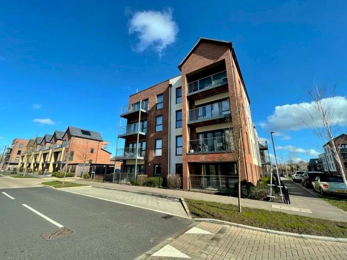 2 Bedroom Apartment To Rent In Gambit Avenue, Oakgrove, MK10