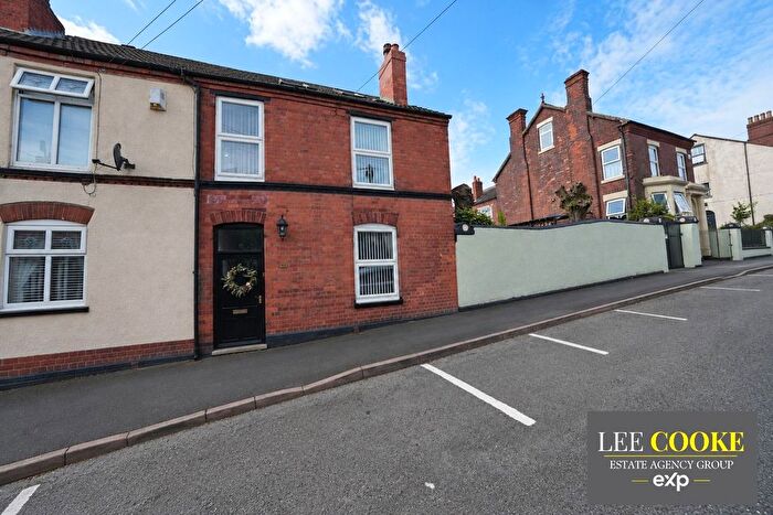 3 Bedroom Semi-Detached House For Sale In Pritchard Street, Wednesbury, WS10