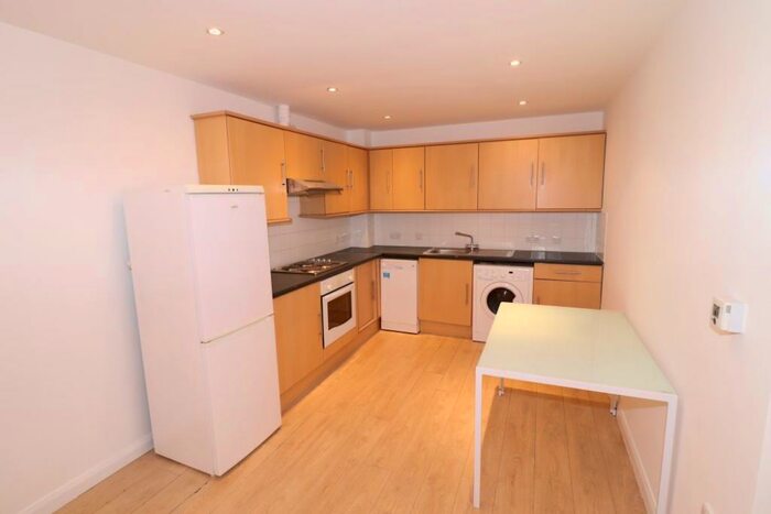 1 Bedroom Apartment To Rent In Castle Street, High Wycombe, HP13