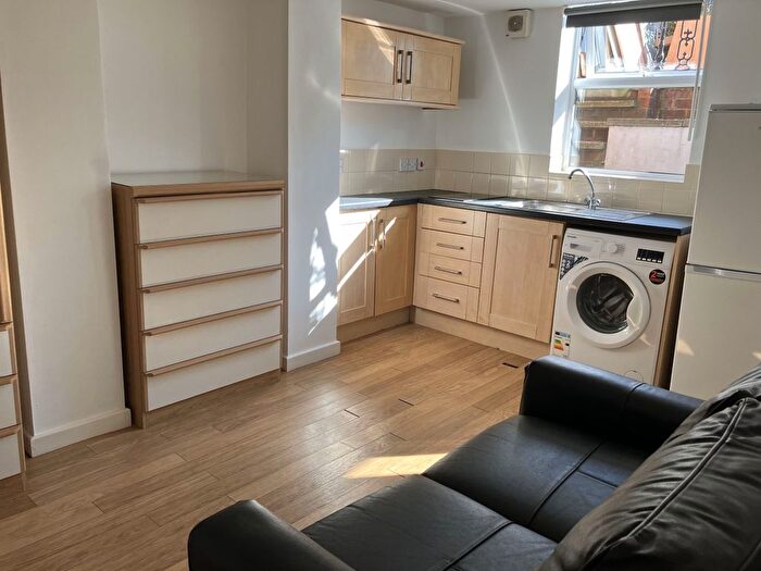 Studio To Rent In A Anderson Avenue, Leeds, LS8