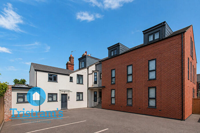 2 Bedroom Flat To Rent In Apartment, Queens Road, Beeston, NG9