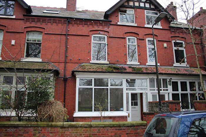 4 Bedroom Terraced House For Sale In Park Avenue, Old Trafford, Manchester., M16