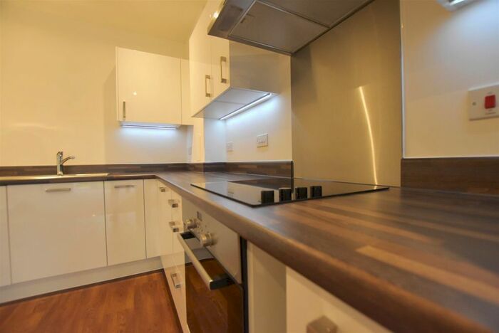 1 Bedroom Flat To Rent In Pennyroyal Drive, West Drayton, UB7
