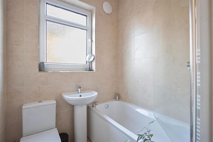 2 Bedroom Terraced House For Sale In Brook Vale, Chatsworth Road, Chesterfield, S40