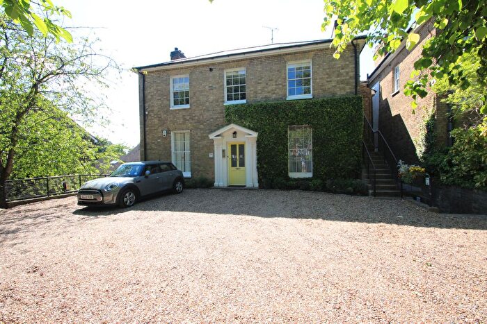 1 Bedroom Flat To Rent In London Road, Harrow, HA1