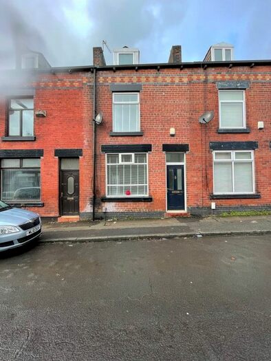 2 Bedroom Terraced House To Rent In Holland Street, Bolton, BL1