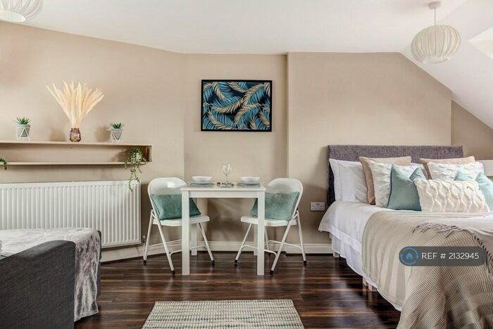 1 Bedroom Flat To Rent In Hartington Road, Brighton, BN2