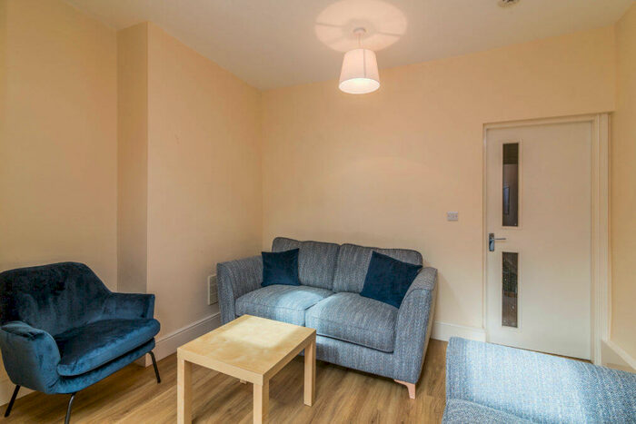 4 Bedroom House To Rent In Mettham Street (Pp), NG7