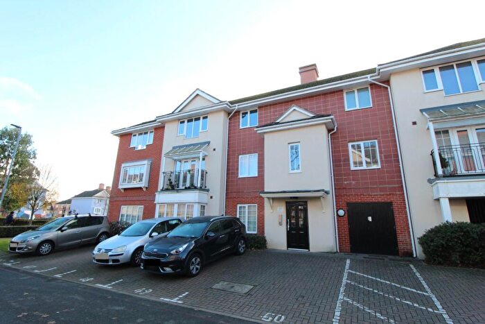 1 Bedroom Apartment To Rent In Wren Lane, Ruislip, HA4