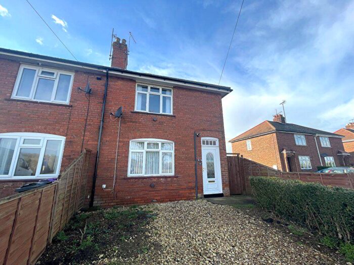 3 Bedroom House To Rent In Bytham Road, Creeton, Lincs, NG33