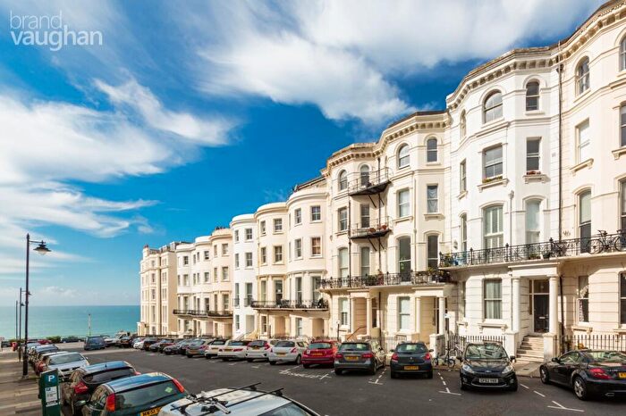2 Bedroom Flat For Sale In Chesham Place, Brighton, East Sussex, BN2