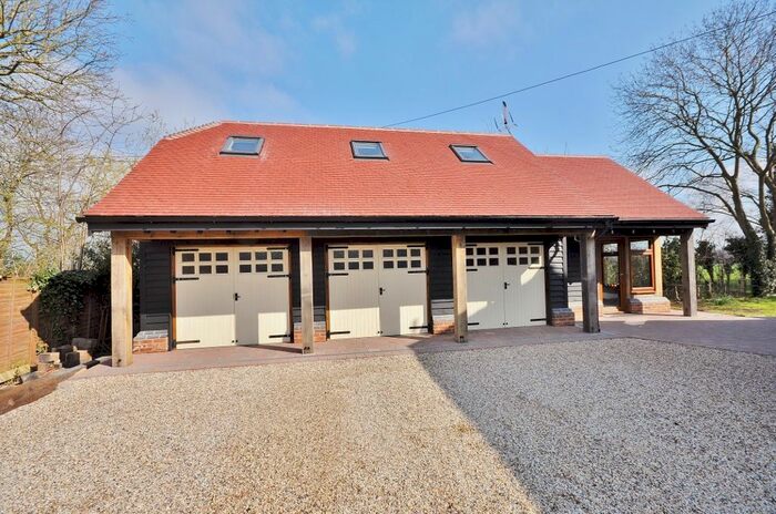 1 Bedroom Flat To Rent In Dunmow Road, Leaden Roding, Dunmow, CM6