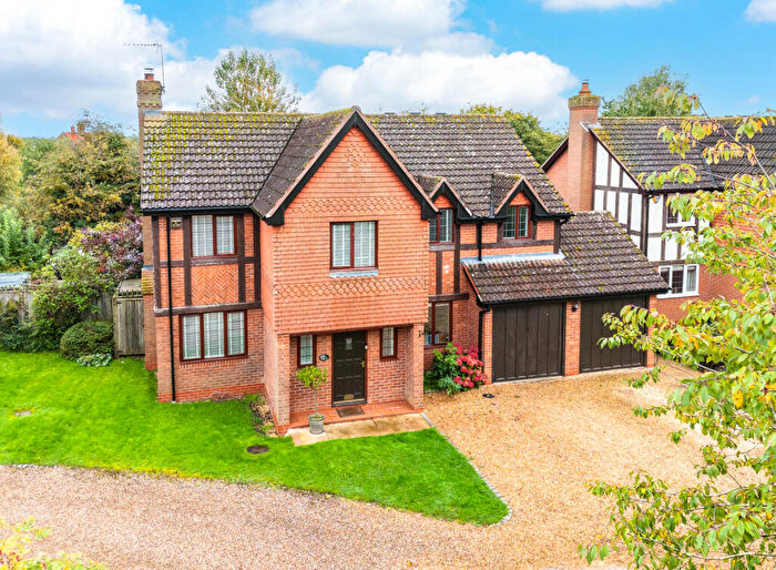 5 Bedroom Detached House For Sale In Kimble Close, Southam, CV47