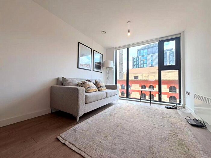 1 Bedroom Apartment For Sale In The Bank, , Sheepcote Street, Birmingham, B16