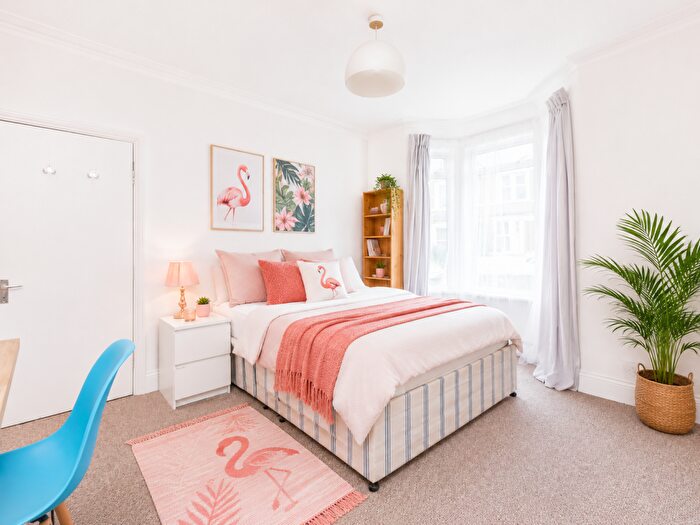3 Bedroom House Of Multiple Occupation To Rent In Pitt Road, Gloucester Road, BS7