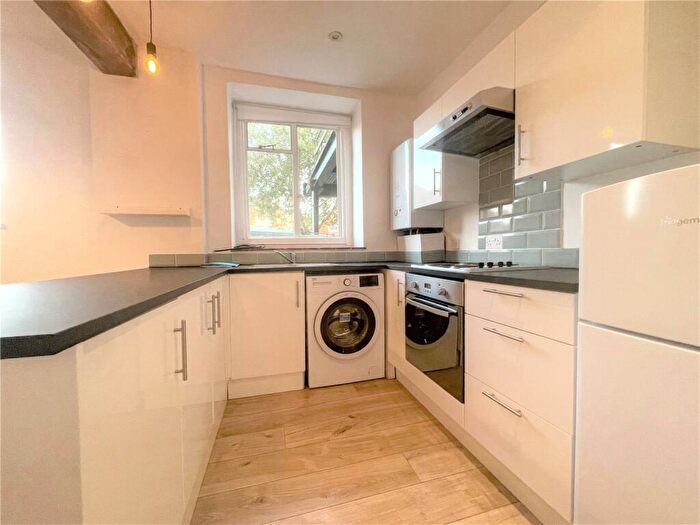 1 Bedroom Apartment To Rent In Bridge Street, Godalming, Surrey, GU7